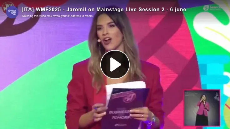 thumbnail of a video showing the MC presenting Jaromil before he enters the stage